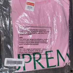 Supreme tee